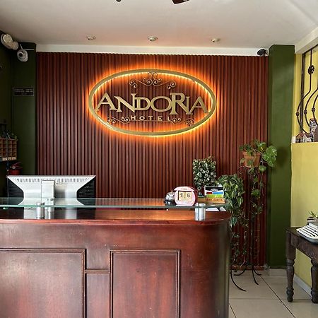 Hotel Andoria Сан-Сальвадор Экстерьер фото